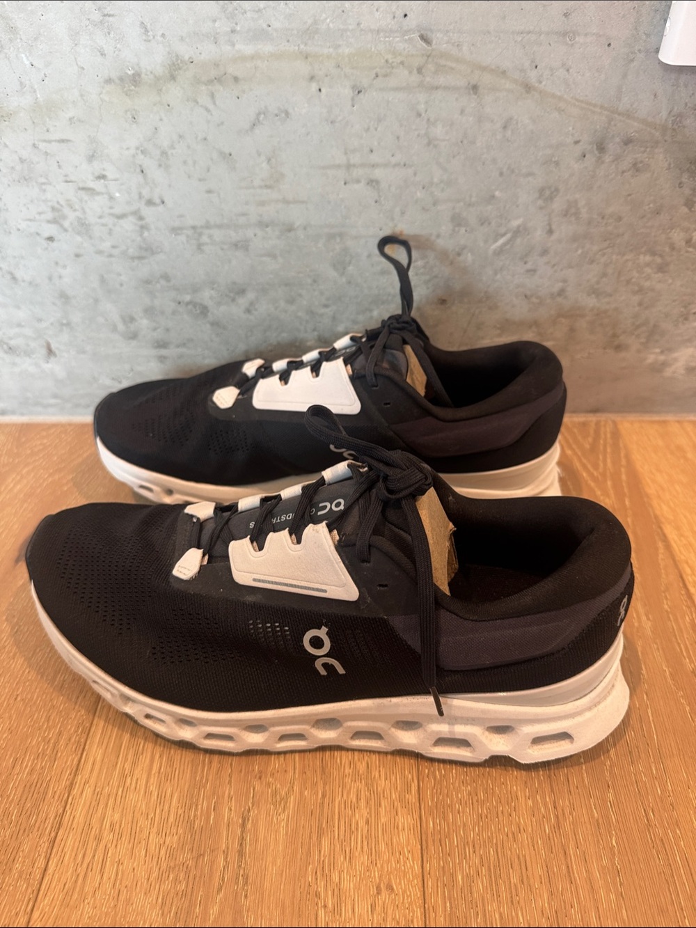 On Running CloudStratus 3 -Men's Athletic Shoes - Black & Frost